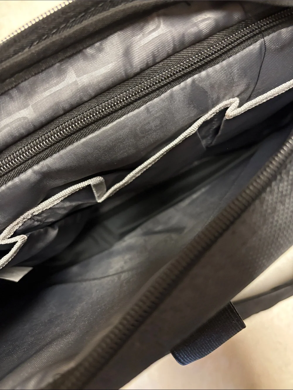 OGIO JACK PACK Black/Red Messenger Laptop Travel Bag